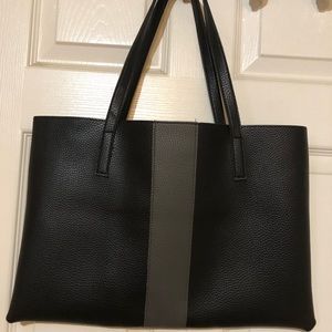 Black tote